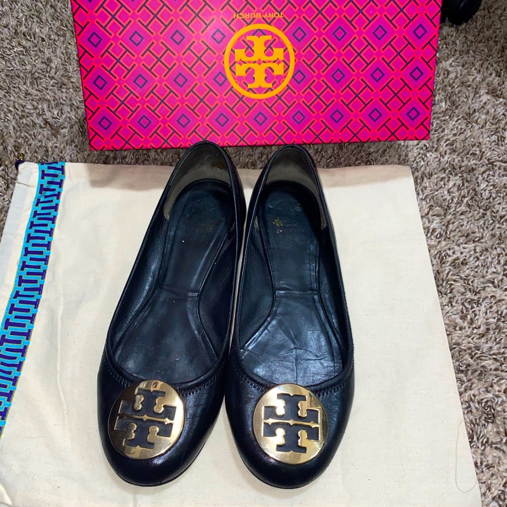 Tory Burch Reva flat